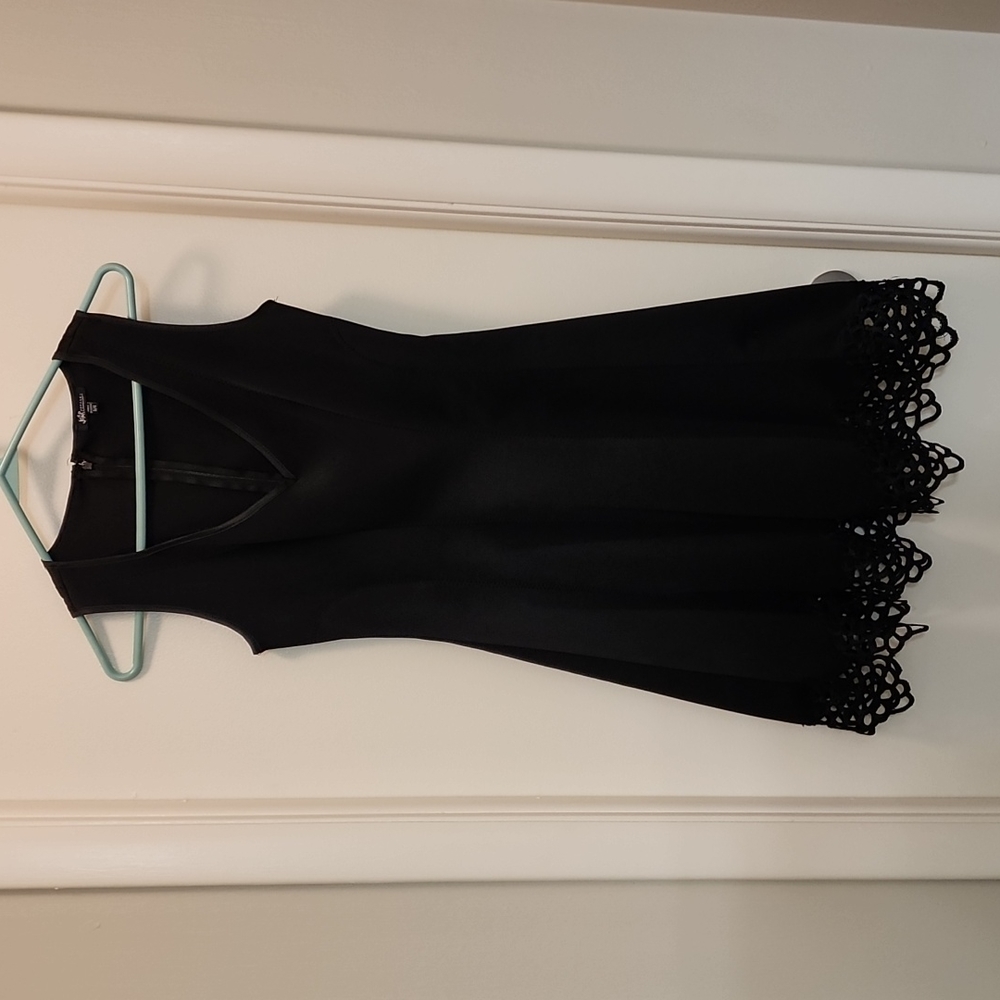 LIKE NEW LITTLE BLACK DRESS